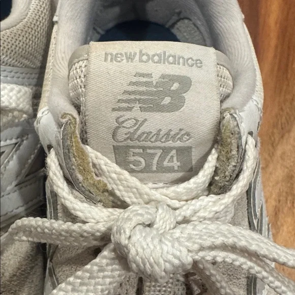 New Balance 574 women’s size 7 - Picture 4 of 4